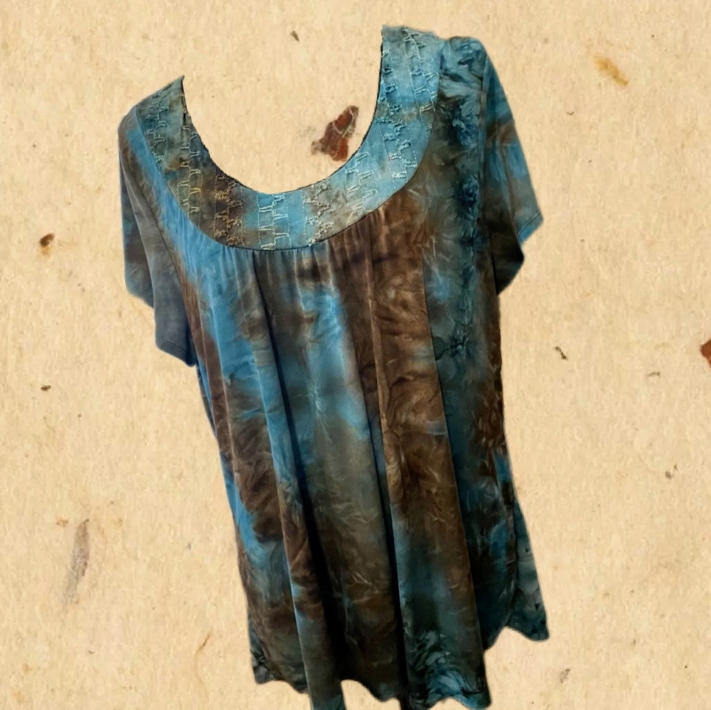 Plus size Turquoise Tunic with Sparkles